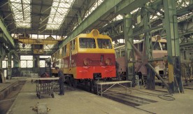 "PAFAWAG". Budowa lokomotywy EP09, 1996 (2). Fot. J. Szeliga. Numer...